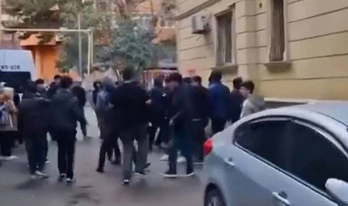 Yeniyetmə Xırdalan məktəbində döyülüb? – Açıqlama