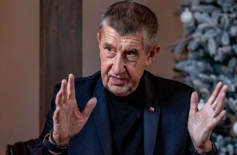 Премьер-министр Чехии: Европа должна вести переговоры с Путиным по Украине