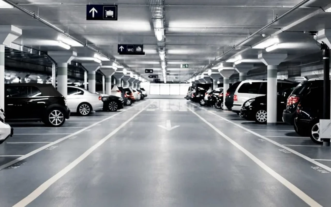 Yeni binaların parkinq problemi - VİDEO