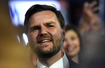 Вэнс прибыл в Армению