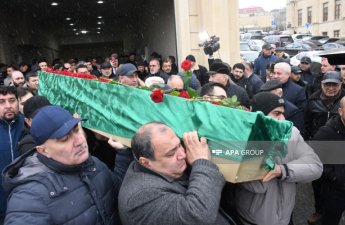 Fəzail Ağamalı dəfn edildi - YENİLƏNİB