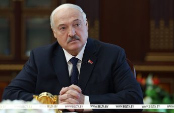 Лукашенко заявил о необходимости укрепления обороноспособности Беларуси