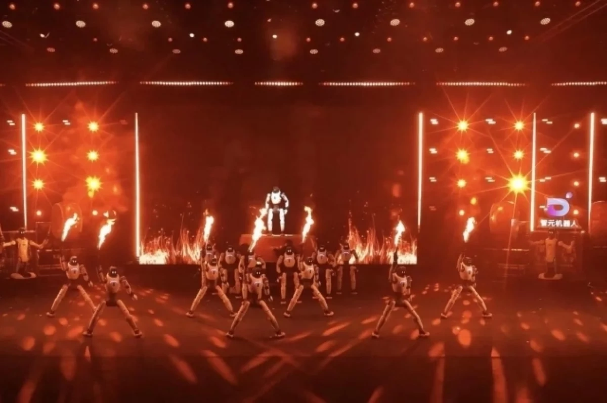 Танцующие андроиды и железные зрители: роботы научились кунг-фу у монахов Шаолиня