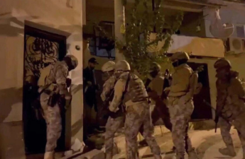 İzmirdə FETÖ-yə qarşı əməliyyat zamanı 12 nəfər saxlanılıb