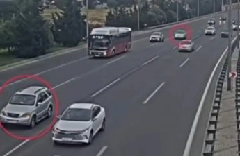 1889 texniki nasaz avtomobil yolda qaldı