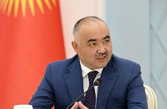 Qırğızıstan parlamentinin spikeri istefa verdi