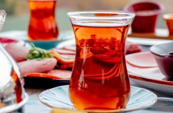Həkimlər xəbərdarlıq edir: Çayı belə içmək olmaz