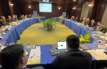 Azərbaycan nümayəndələri İrəvanda dəyirmi masada iştirak edir - VİDEO