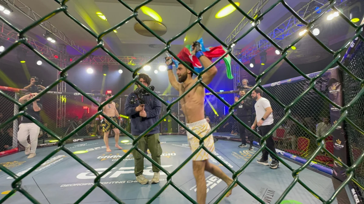 Alim Nəbiyev MMA üzrə ardıcıl olaraq üçüncü qələbəsini qazandı