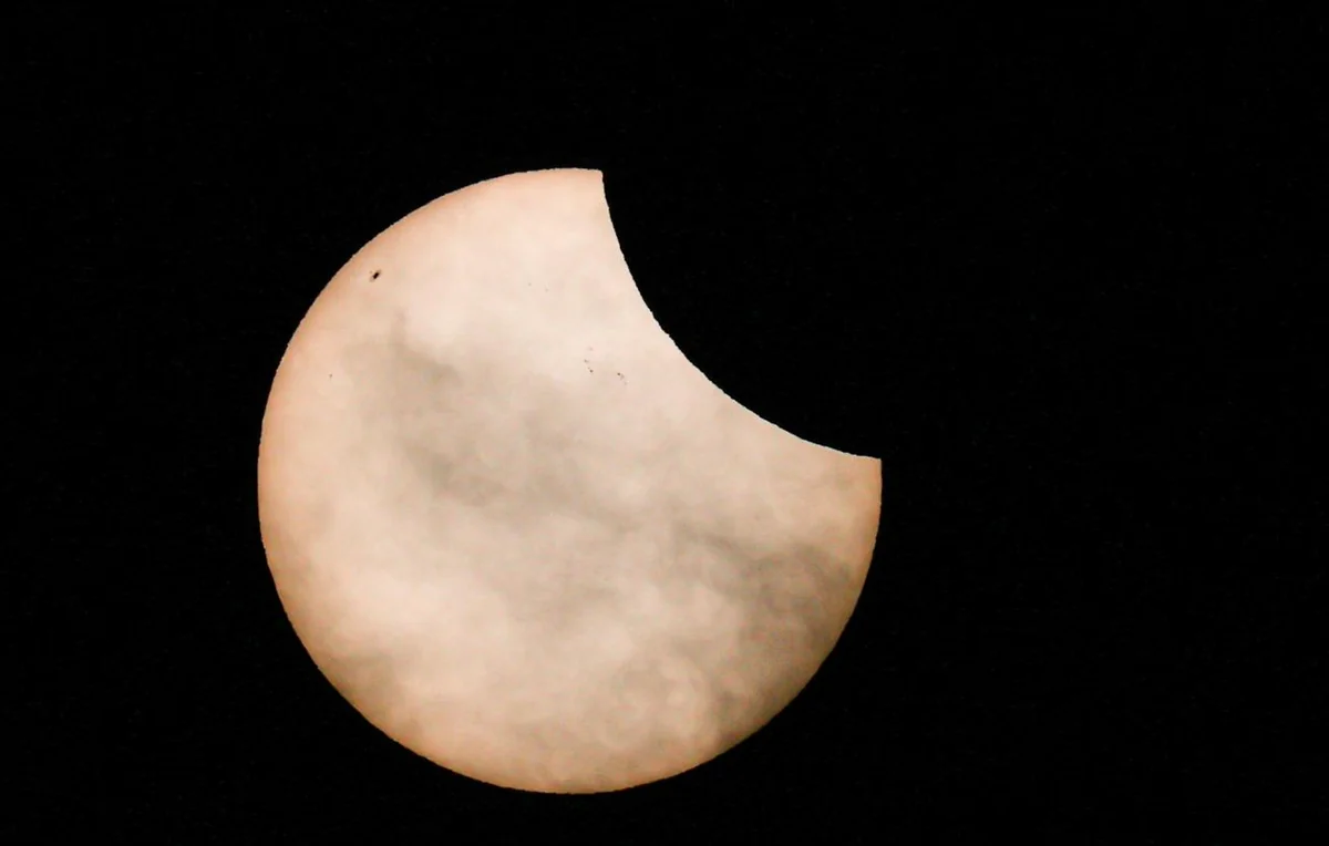 İlin ilk Günəş tutulması başlayıb