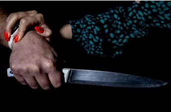 Astarada anasını öldürən oğula HÖKM OXUNDU