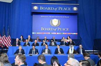 Единогласно принята резолюция Совета мира