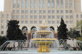 Dilçilik İnstitutunda xanım işçilər arasında dava - Direktor cərimələndi