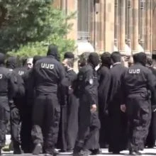 В Ереване проходят масштабные обыски по около 40 адресам