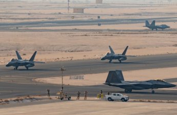 İrana zərbə mərkəzi bu baza olacaq - Onlarla təyyarə axın edir