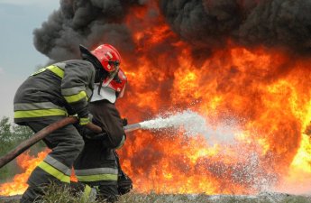 Cəbrayılda açıq ərazidə yanğın baş verib