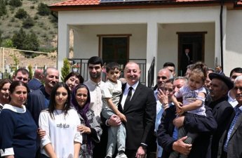 Ölkə başçısı tək deyil, Azərbaycan və 50 milyon azərbaycanlı ilə addımlayır!