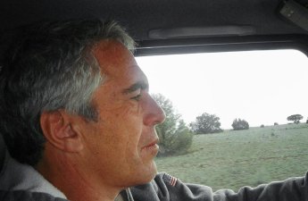 Стало известно, как Эпштейн прятал свои файлы от американских властей