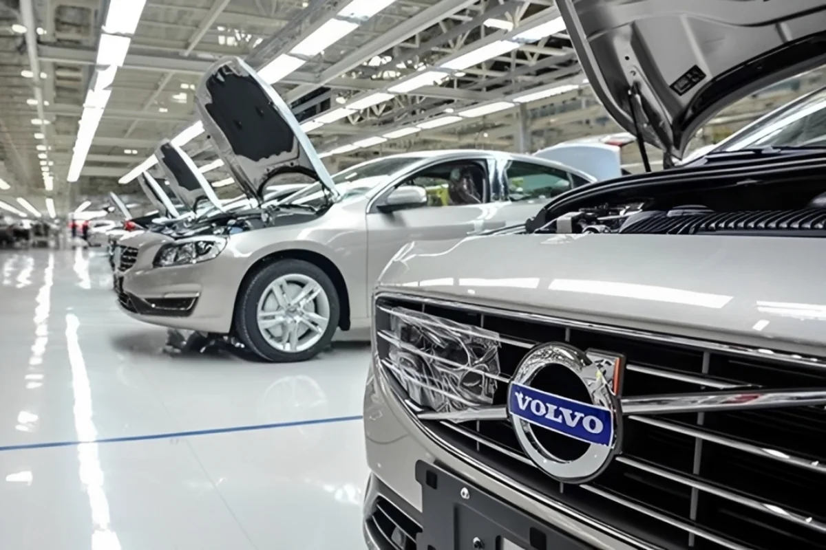 СМИ: Компания Volvo отзывает более 40 000 электромобилей