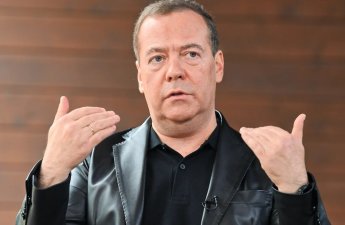 Медведев пригрозил ядерным ударом по Украине