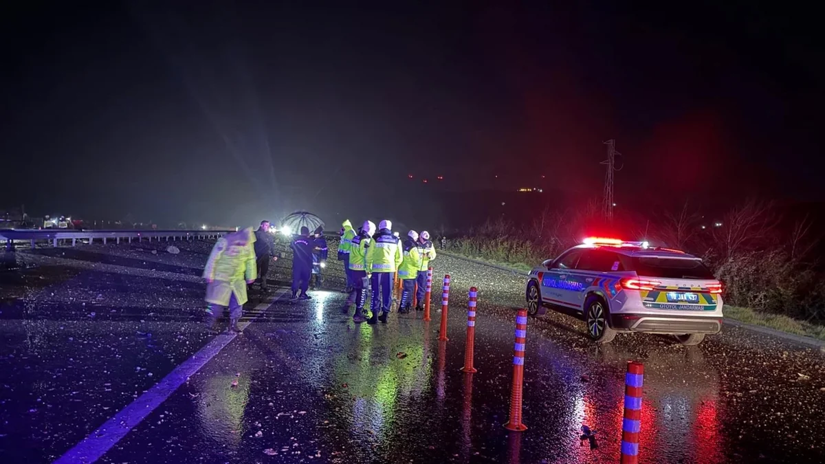 В Турции разбился истребитель F-16, Азербайджан выразил соболезнования-ВИДЕО