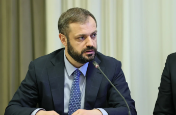 Papoyan: Azərbaycan benzini Ermənistanda çox sürətlə satılır