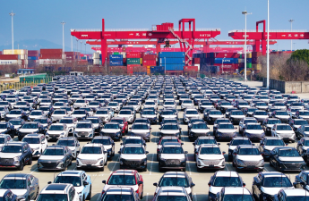 Спрос на китайские автомобили упал