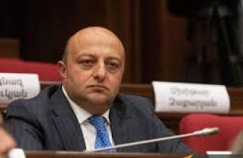 Суд в Армении продлил домашний арест Артура Саркисяна на 3 месяца