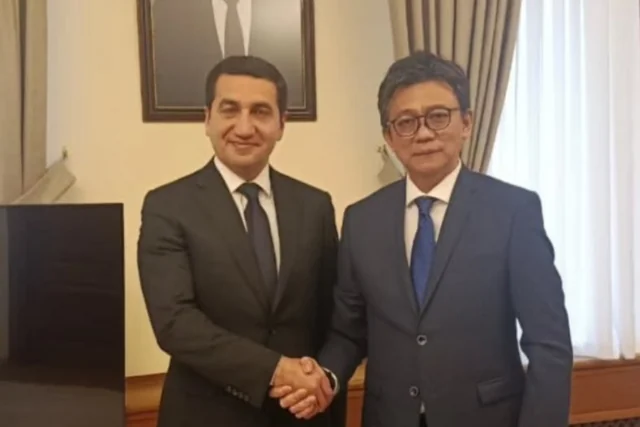 Hikmət Hacıyev İndoneziya səfiri ilə iki ölkə arasında əməkdaşlığın gücləndirilməsini müzakirə edib