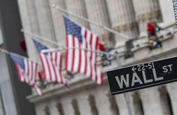 ABŞ İsveçrə bankını Amerika maliyyə sistemindən ayırmağı təklif edib