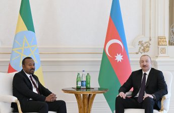 В Баку официально встретили премьера Эфиопии