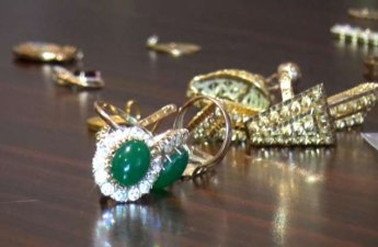 Bacıoğlunun köməyi ilə Tovuz sakininin yarım milyonluq qızılı oğurlandı