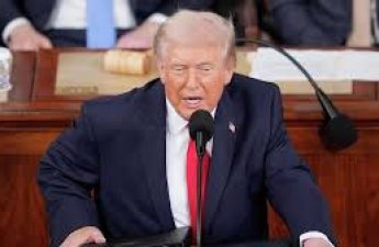 Трамп призвал иранских военных сложить оружие