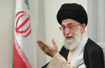 СМИ: Али Хаменеи руководит боевыми действиями из кризисного штаба