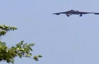 На Иран летят американские В-2 обновлено 23:01; видео