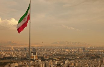 Иран нанес ракетный удар по авианосцу ВМС США