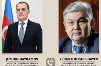 Ceyhun Bayramov qazaxıstanlı həmkarı ilə regionda artan gərginliyi müzakirə etdi