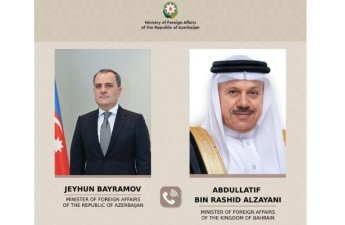 Ceyhun Bayramov bəhreynli həmkarı ilə telefonla danışdı