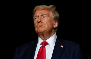 Donald Tramp: Tezliklə İrana daha güclü zərbələr endiriləcək