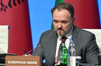 Еврокомиссар: Поставки азербайджанского газа останутся важной опорой энергетической безопасности Союза