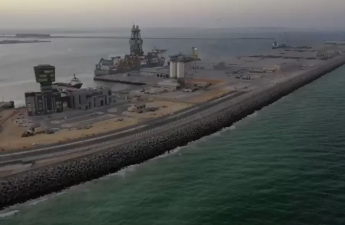 İran Silahlı Qüvvələri: Oman ərazisinə zərbə endirilməyib