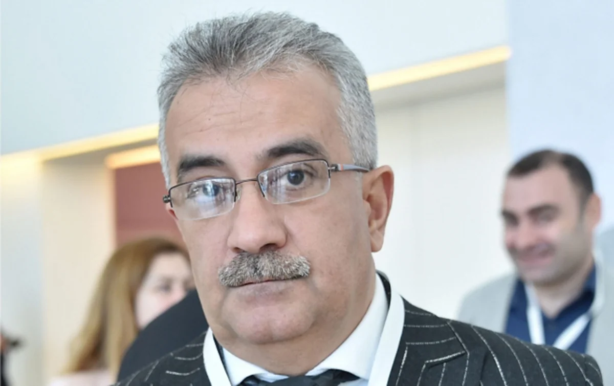 Aktrisa direktoru məhkəməyə verdi