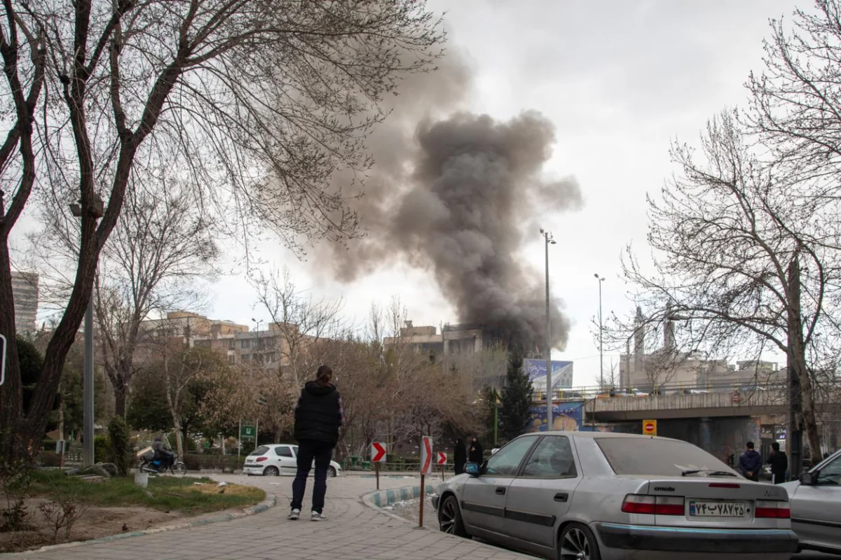 Офис избирающего верховного лидера Ирана Совета экспертов подвергся удару - ВИДЕО