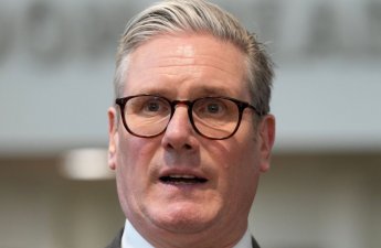 Böyük Britaniya Kiprə hərbi gəmi göndərəcək