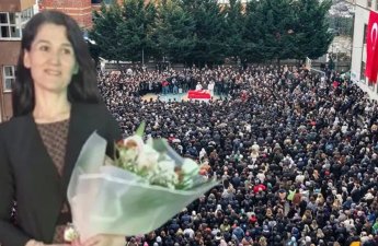 Şagird müəllimi qətlə yetirdi