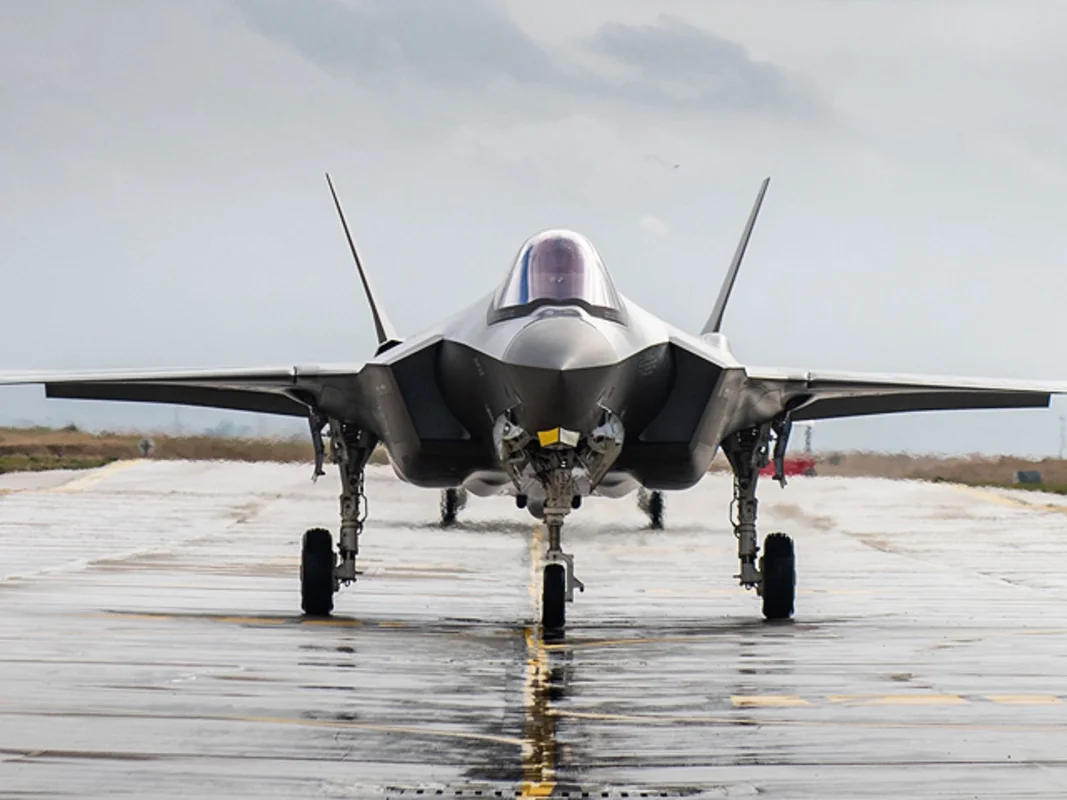 Впервые в истории: израильский F-35 сбил иранский истребитель над Тегераном