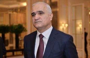 Şahin Mustafayev İranın yol və şəhərsalma naziri ilə telefon danışığı aparıb