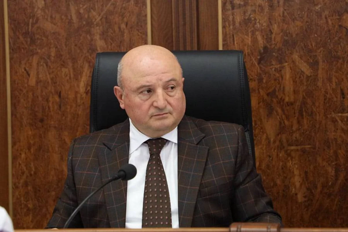 Ermənistanda sabiq şəhər merinin həbs müddəti uzadıldı