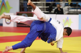 U-17 yeniyetmələr arasında 