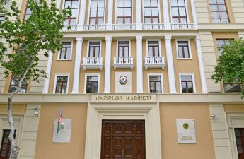 Nazirlər Kabineti qrantlarla bağlı qərarlara dəyişiklik etdi
